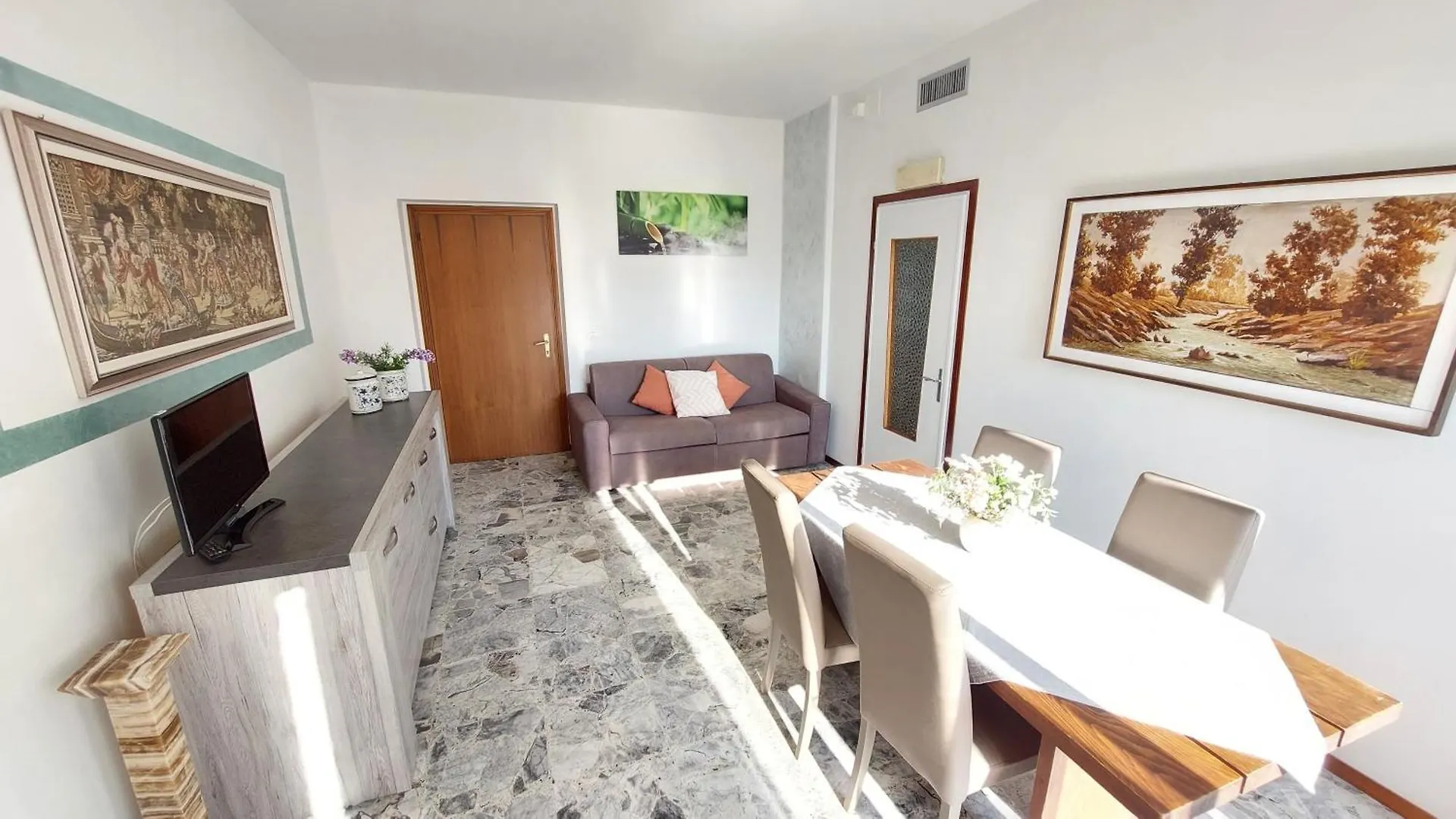 Magnolia Holiday Apartment Lazise 0*,  Italy